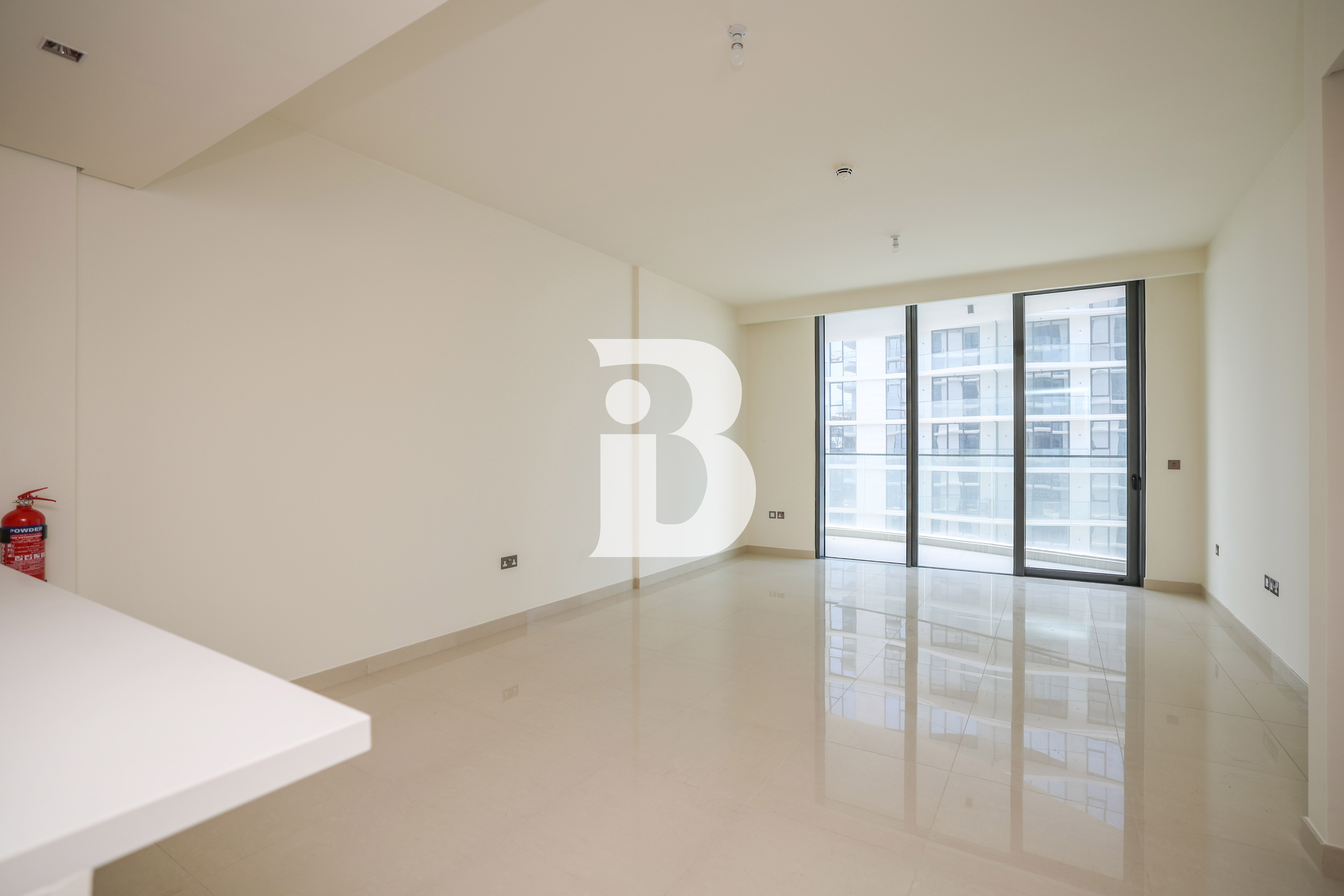 1 Bedroom Brand New Unfurnished Partial Sea View