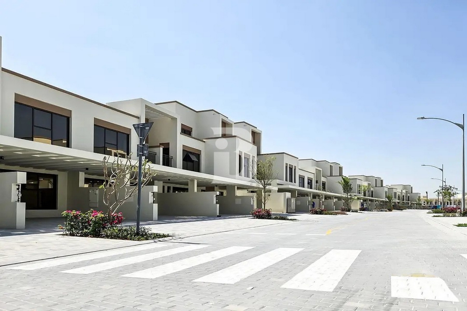 4 Bedroom Costa Brava | Walkable  to the Lagoon