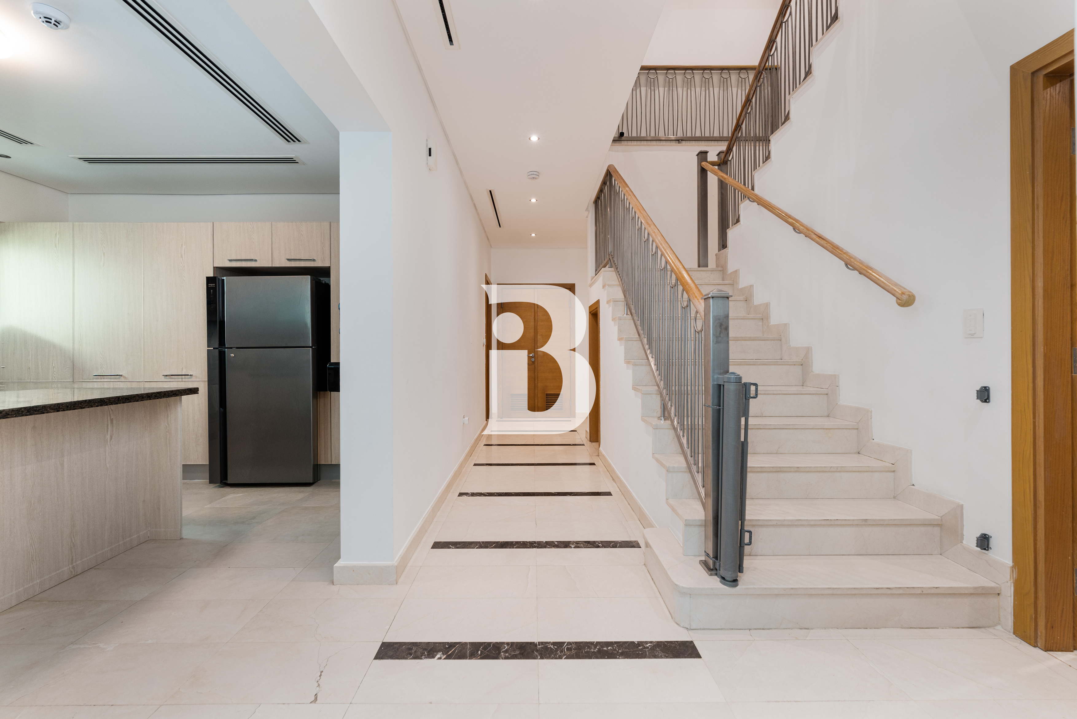 Prime Location | Corner | Walk to Metro