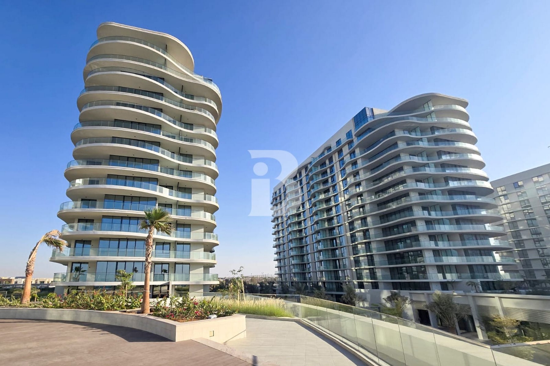 Below OP | Beach Access | World class Amenities