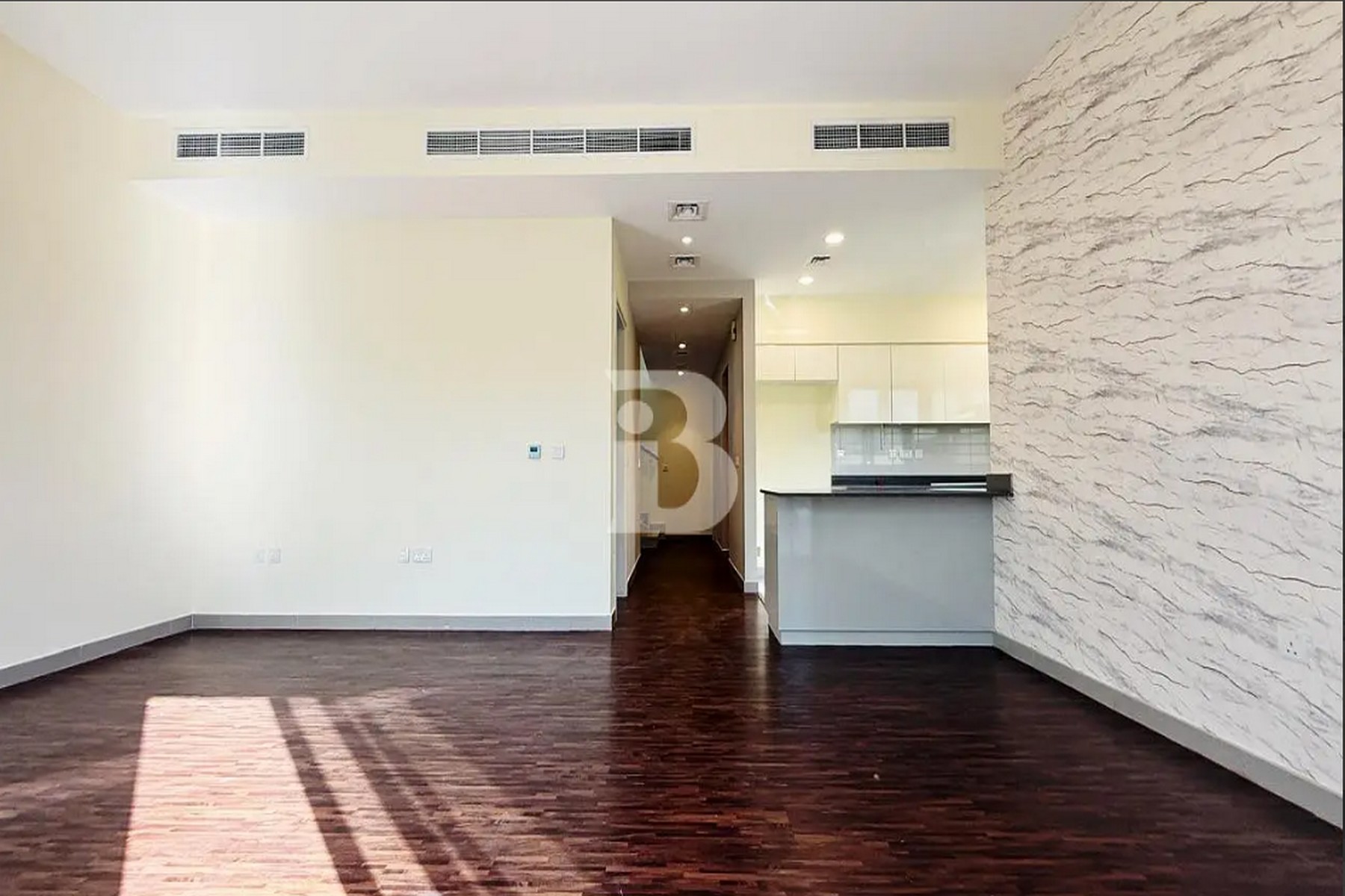 Landscaped Garden | Vacant | Prime Family Location