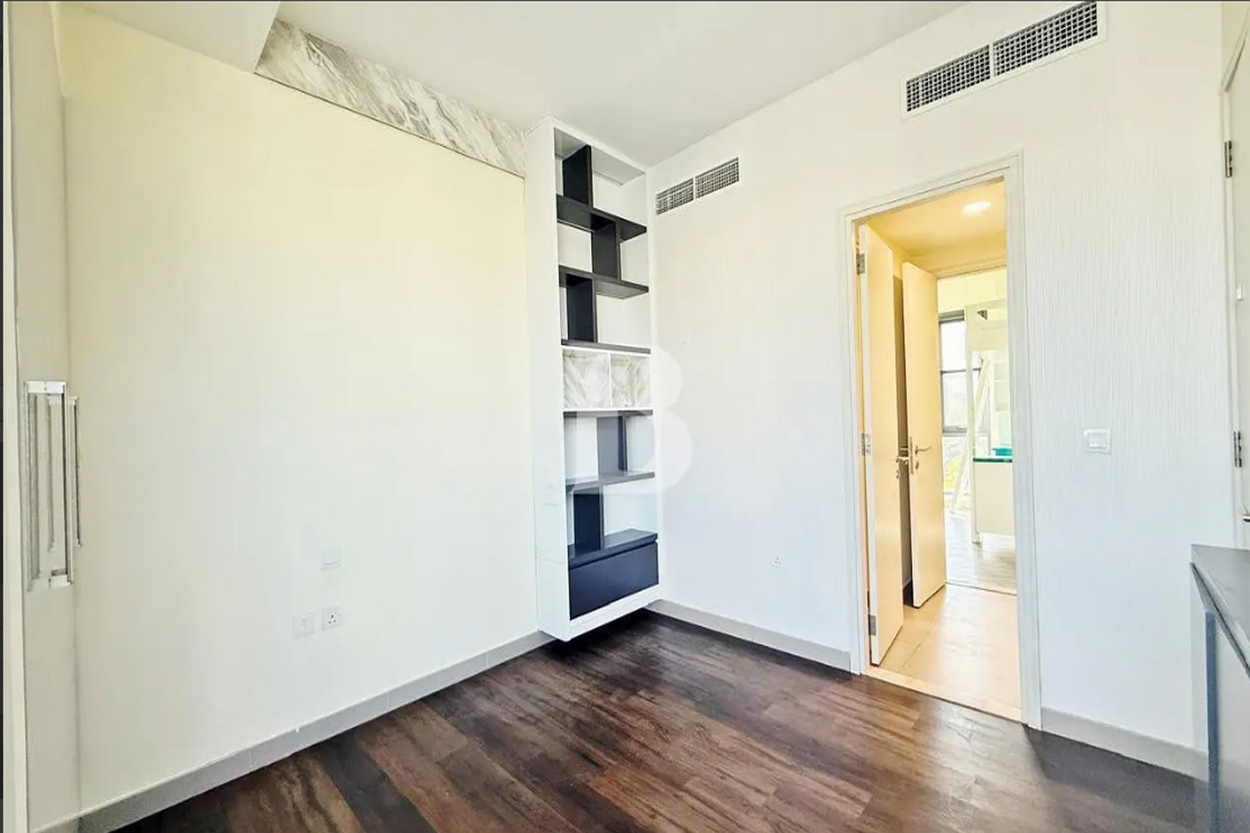 Landscaped Garden | Vacant | Prime Family Location 9