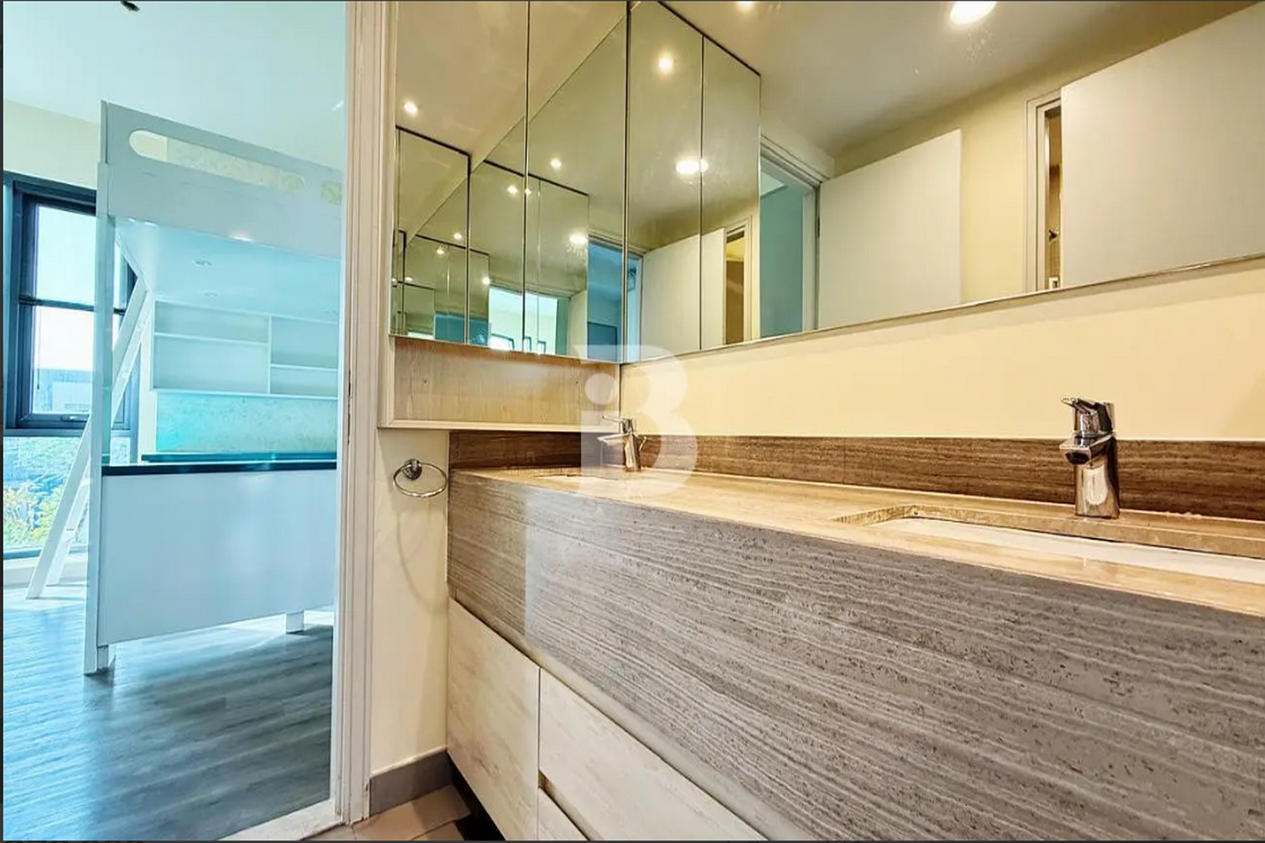 Landscaped Garden | Vacant | Prime Family Location 11