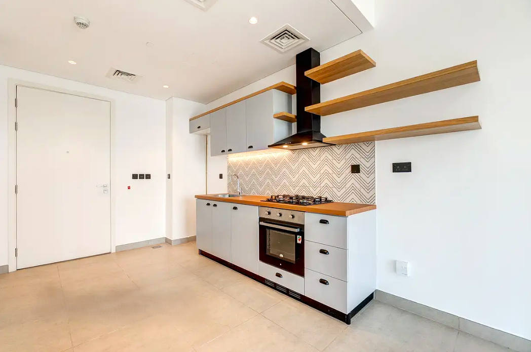 Ready to move | Prime Location | Premium Amenities