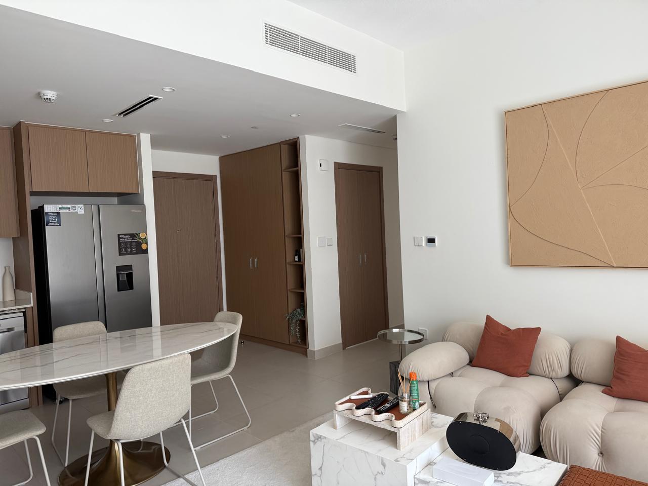Luxury Furnishing | Chiller Free | Upgraded