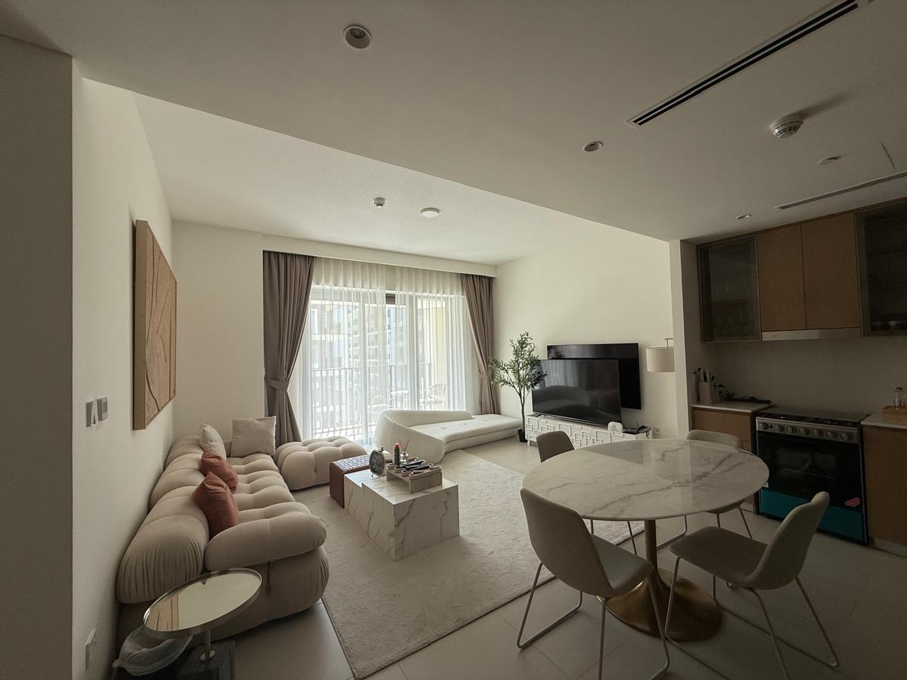 Luxury Furnishing | Chiller Free | Upgraded
