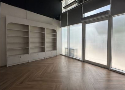 VOT| RARE RETAIL | COMMUNITY PRESENCE