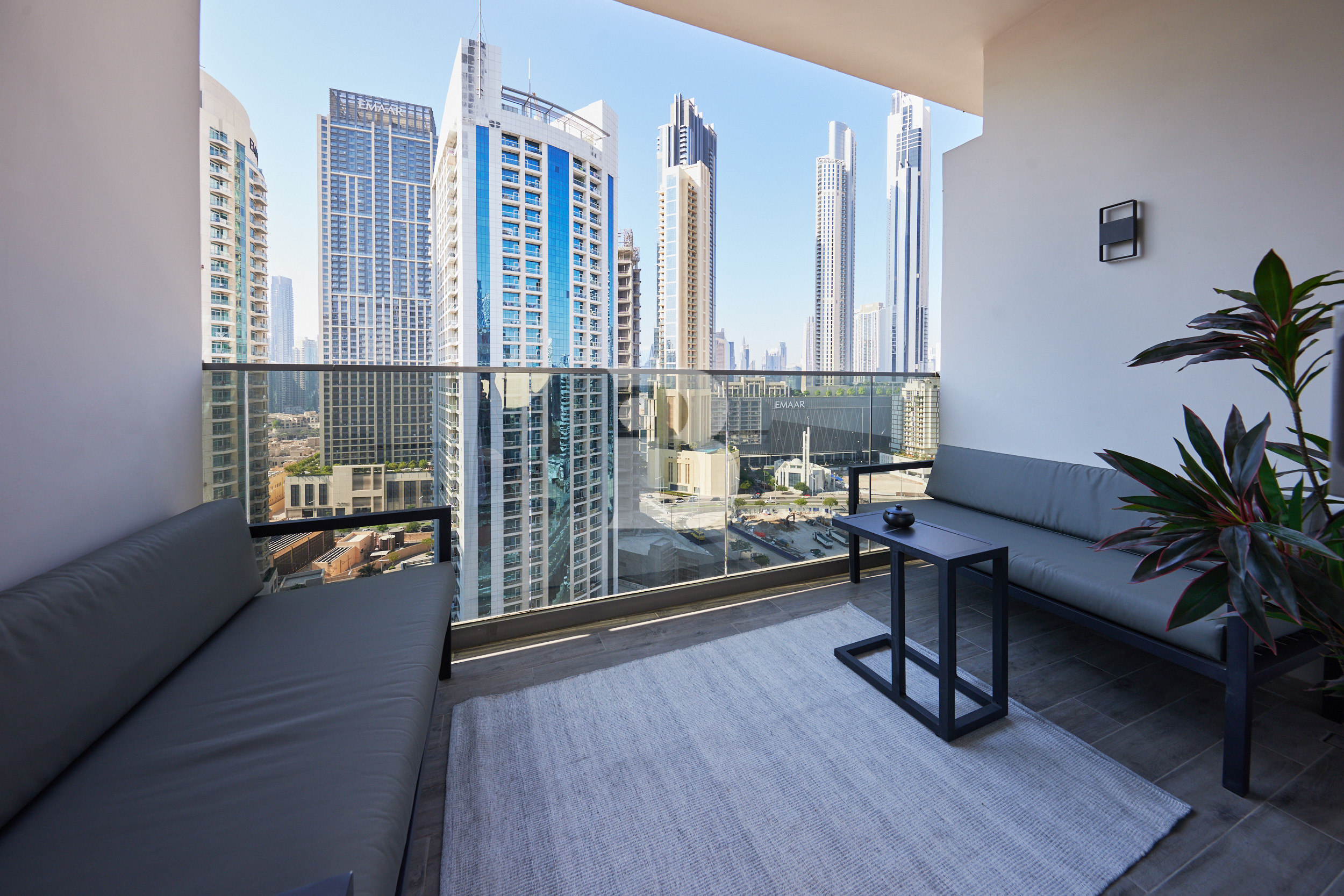 FULLY FURNISHED | SPACIOUS | READY TO MOVE IN