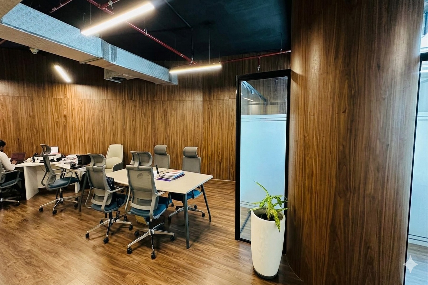 FULLY FITTED OFFICE | VACANT & READY TO OCCUPY