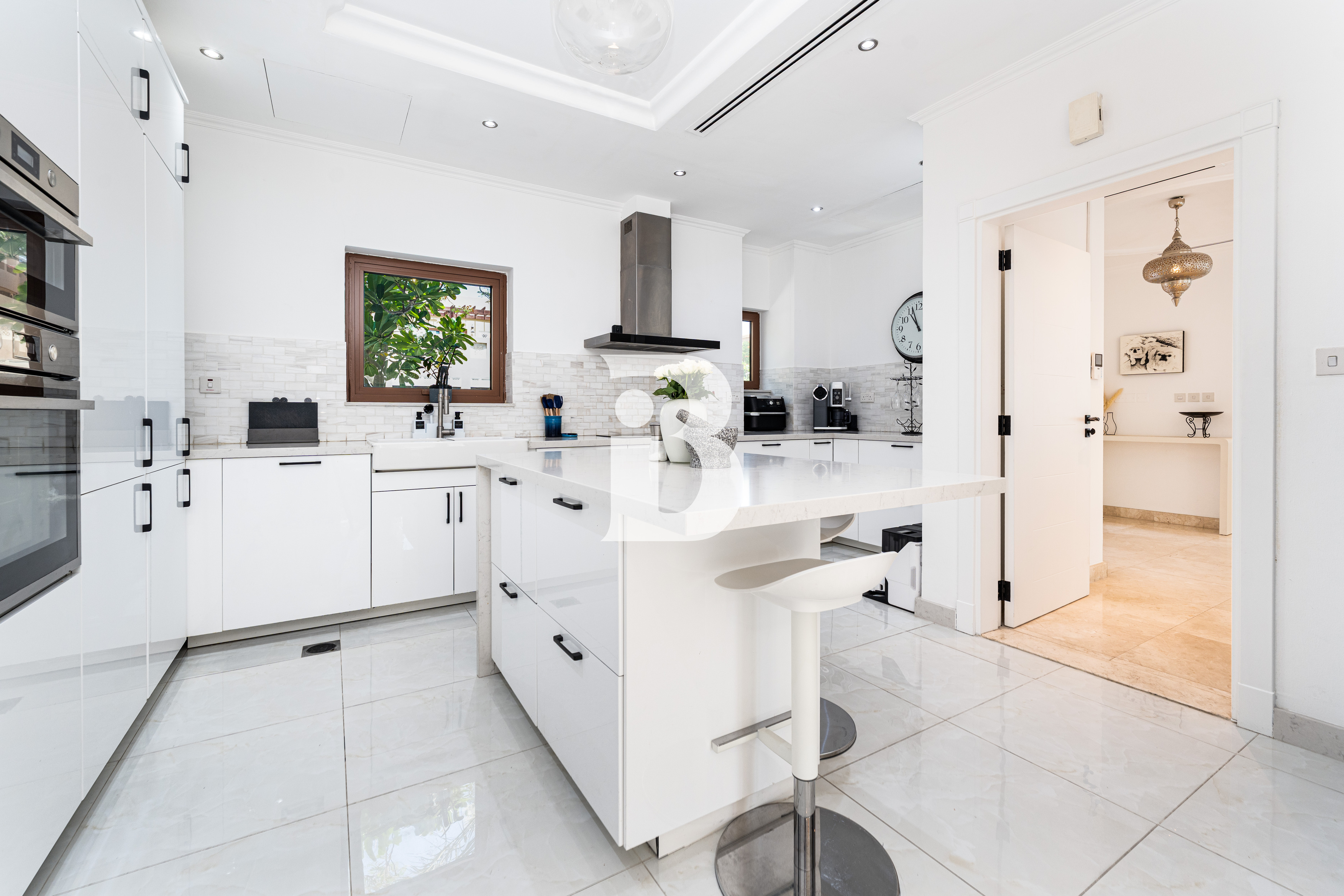Rare Layout | 4,400 BUA | Siding Park