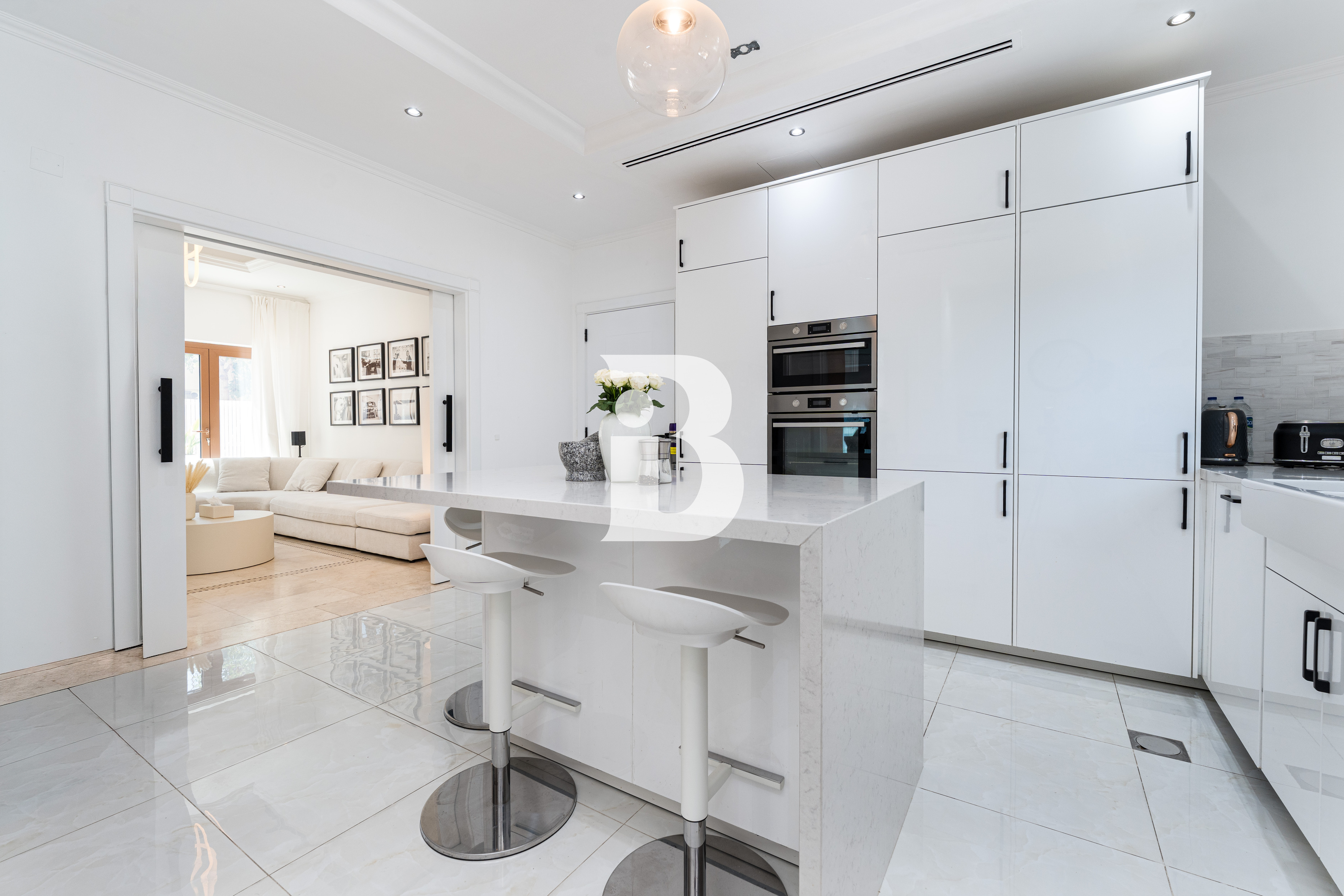 Rare Layout | 4,400 BUA | Siding Park