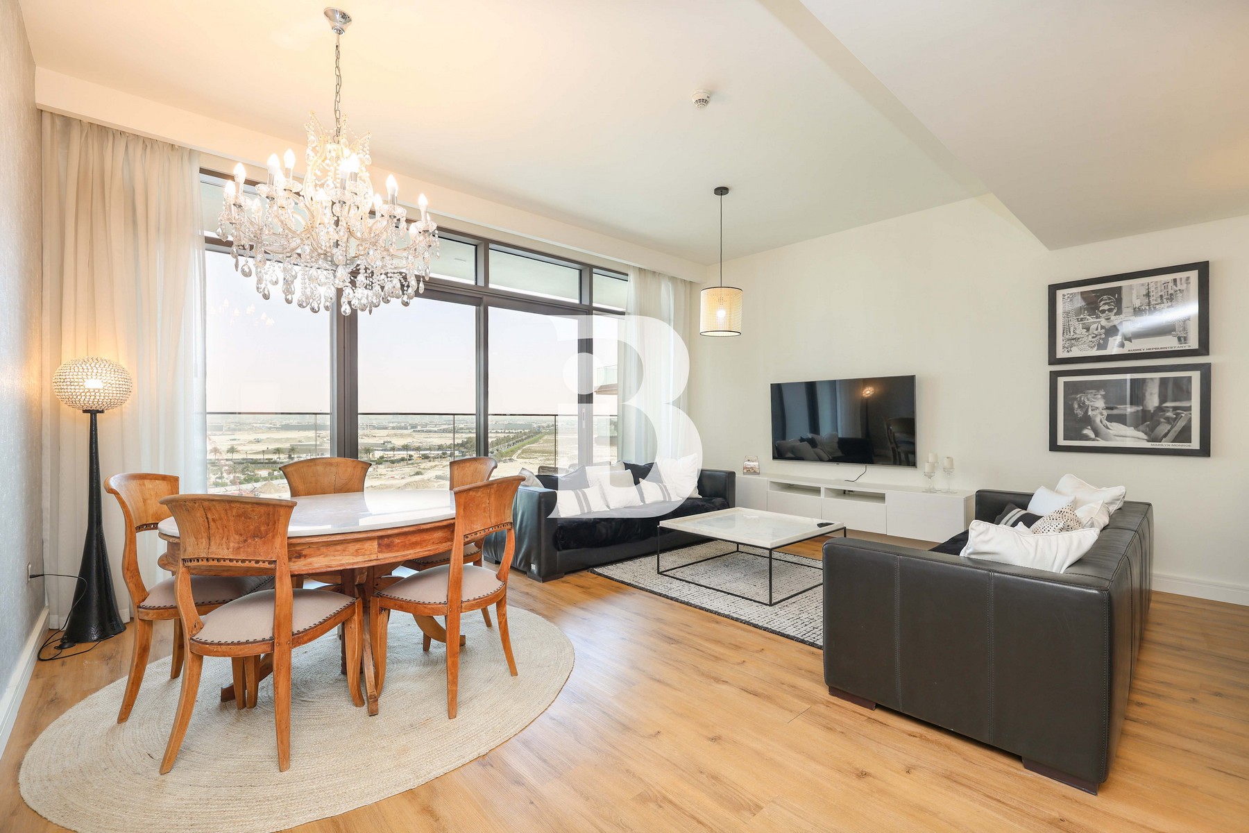 Canal View | Upgraded & Modern | Fully Furnished 3