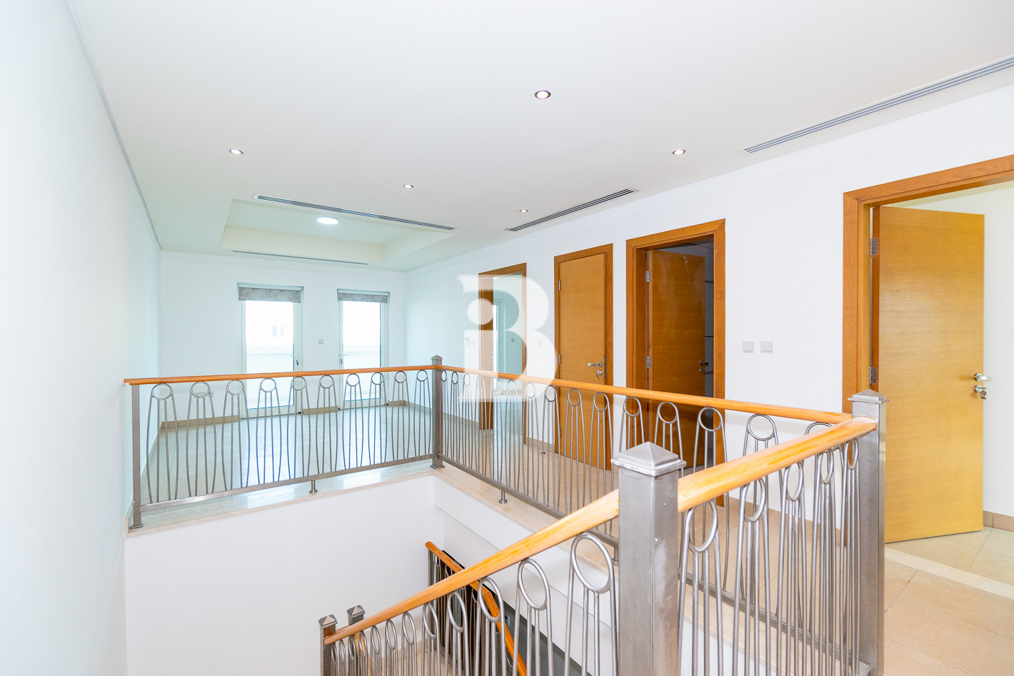5.8% ROI | Internal | Corner | Vastu 9