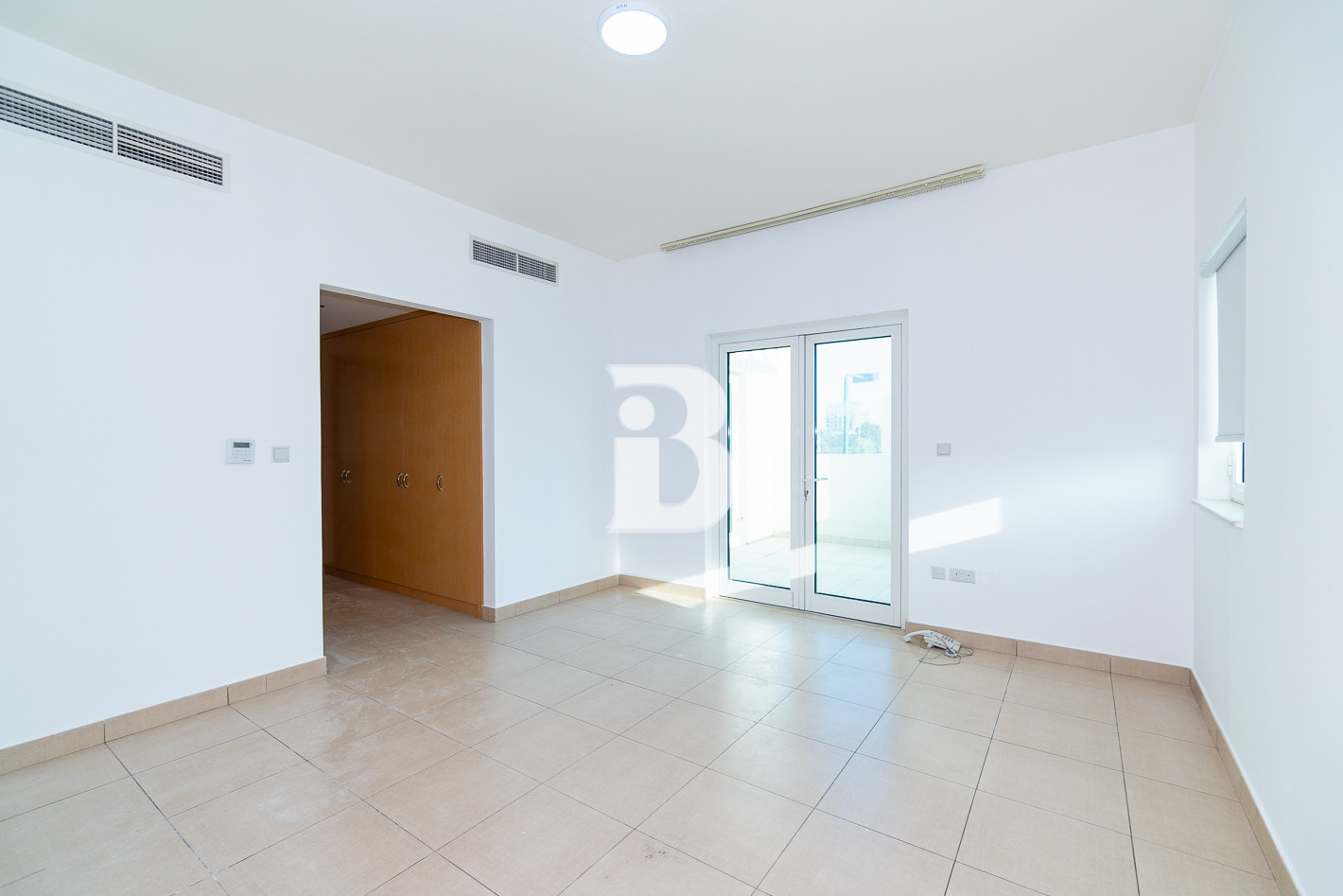 5.8% ROI | Internal | Corner | Vastu 15