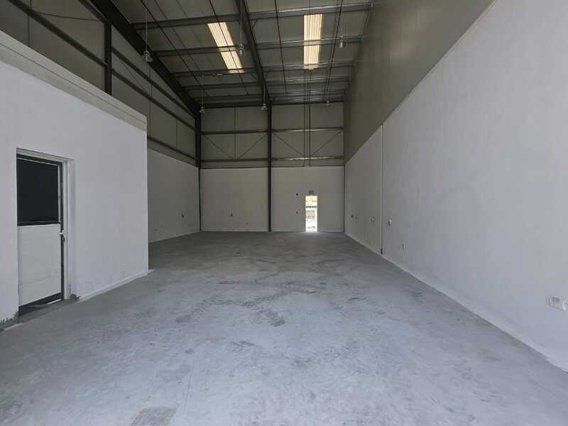 Spacious Warehouse | High Ceiling | Prime Mussafah 1