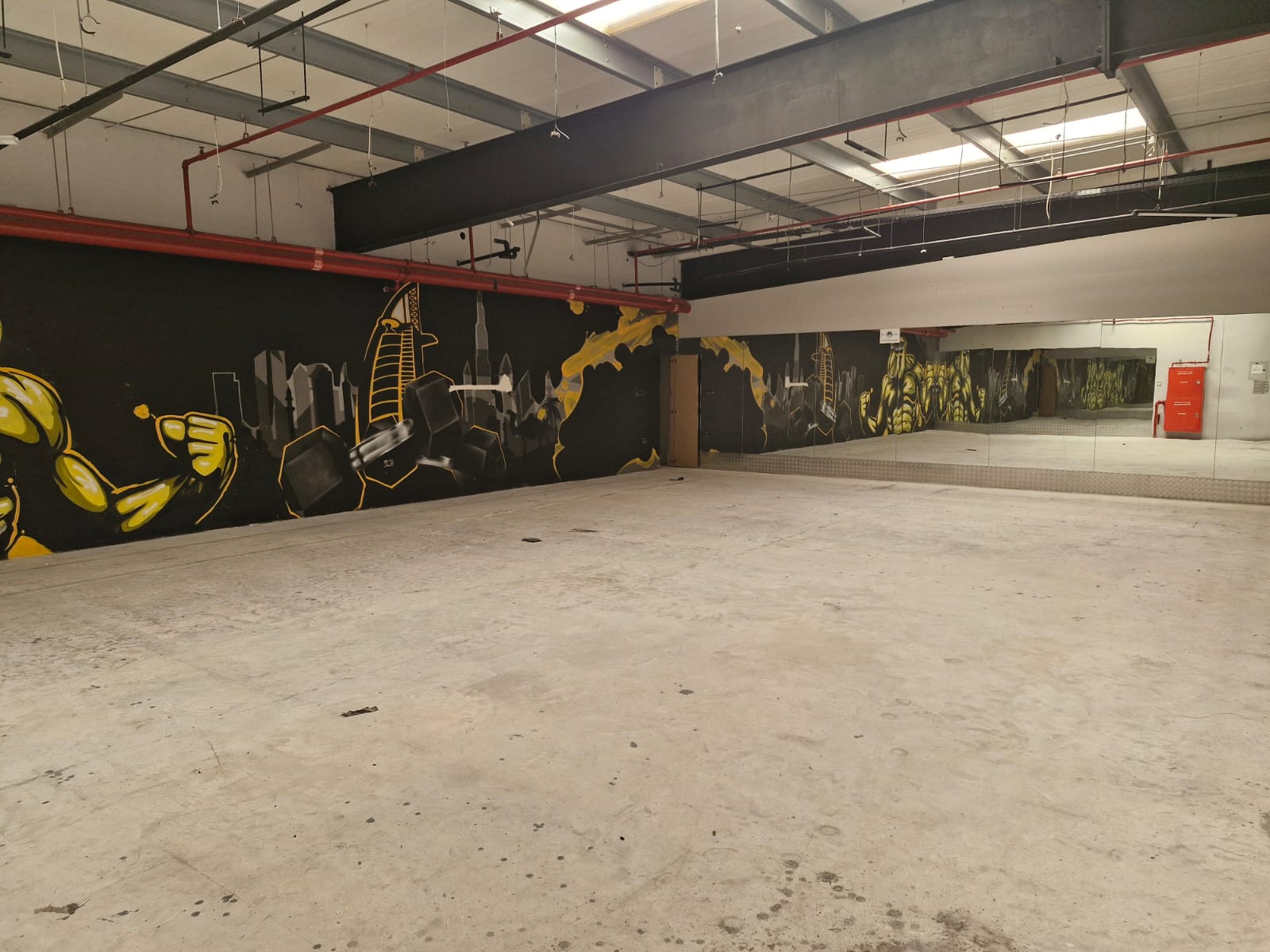 PREMIUM FITTED WAREHOUSE | TAX FREE |G+M