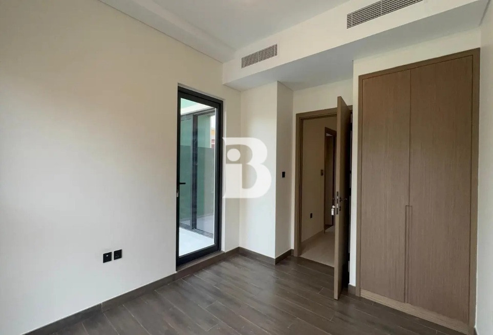 Ready to move in | Available 4 BHK | Brand new