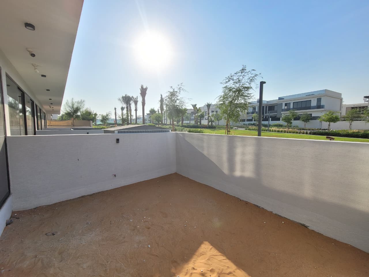 BRAND NEW | TERRACE | SINGLE ROW | ON THE PARK | VACANT