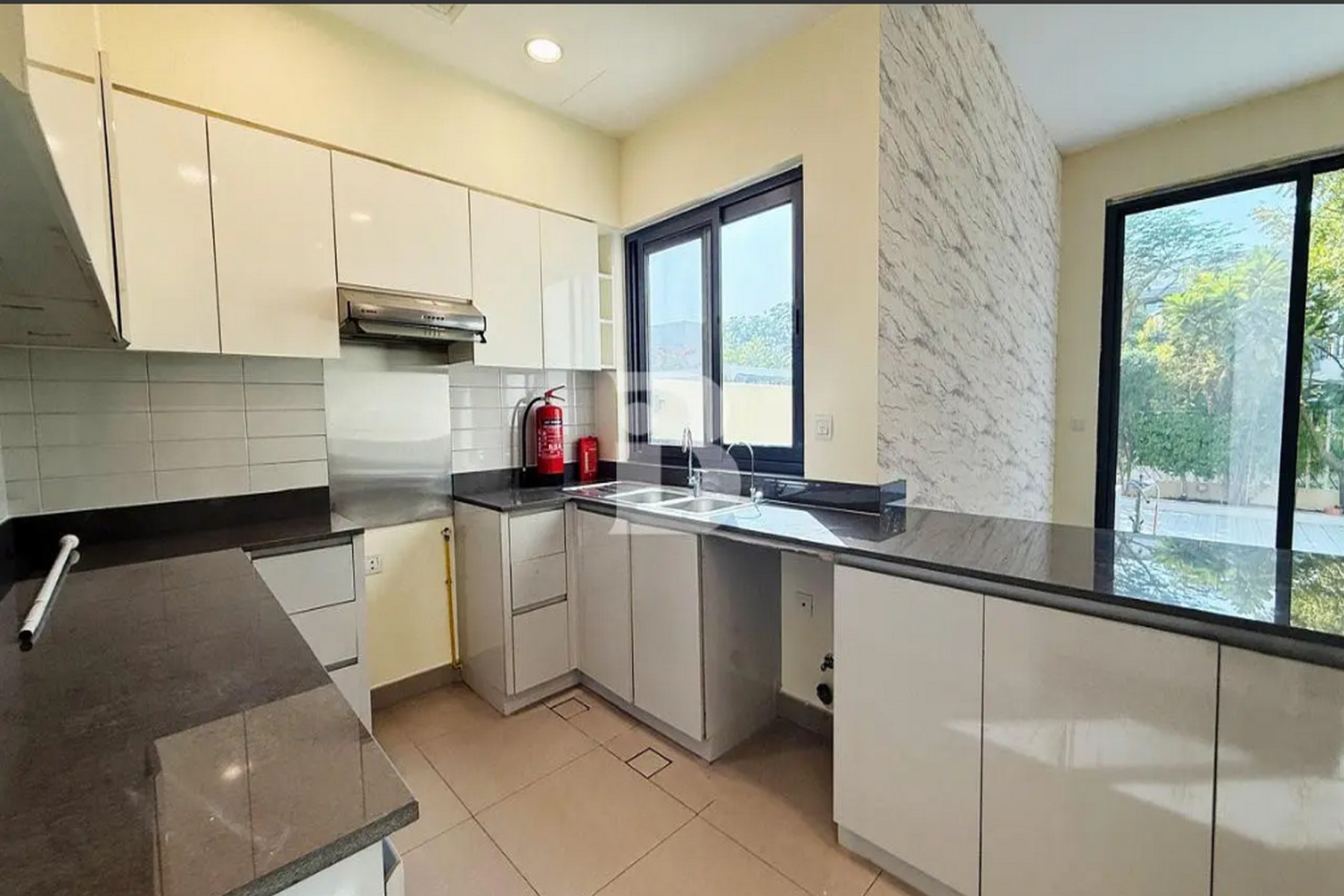 Landscaped Garden | Prime Family Location